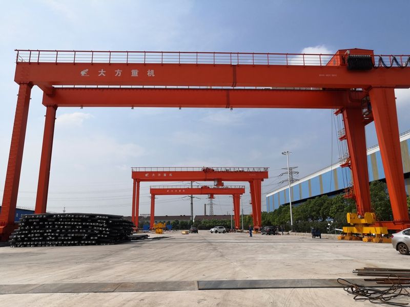 中天鋼鐵集團(tuán)--MG25t雙主梁電磁龍門起重機(jī)